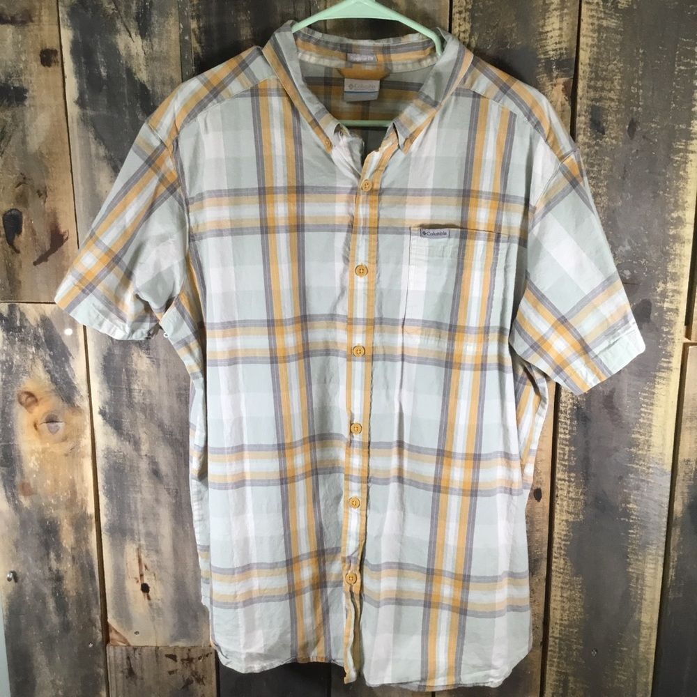 Columbia plaid short sleeve button down casual shirt men’s size XL